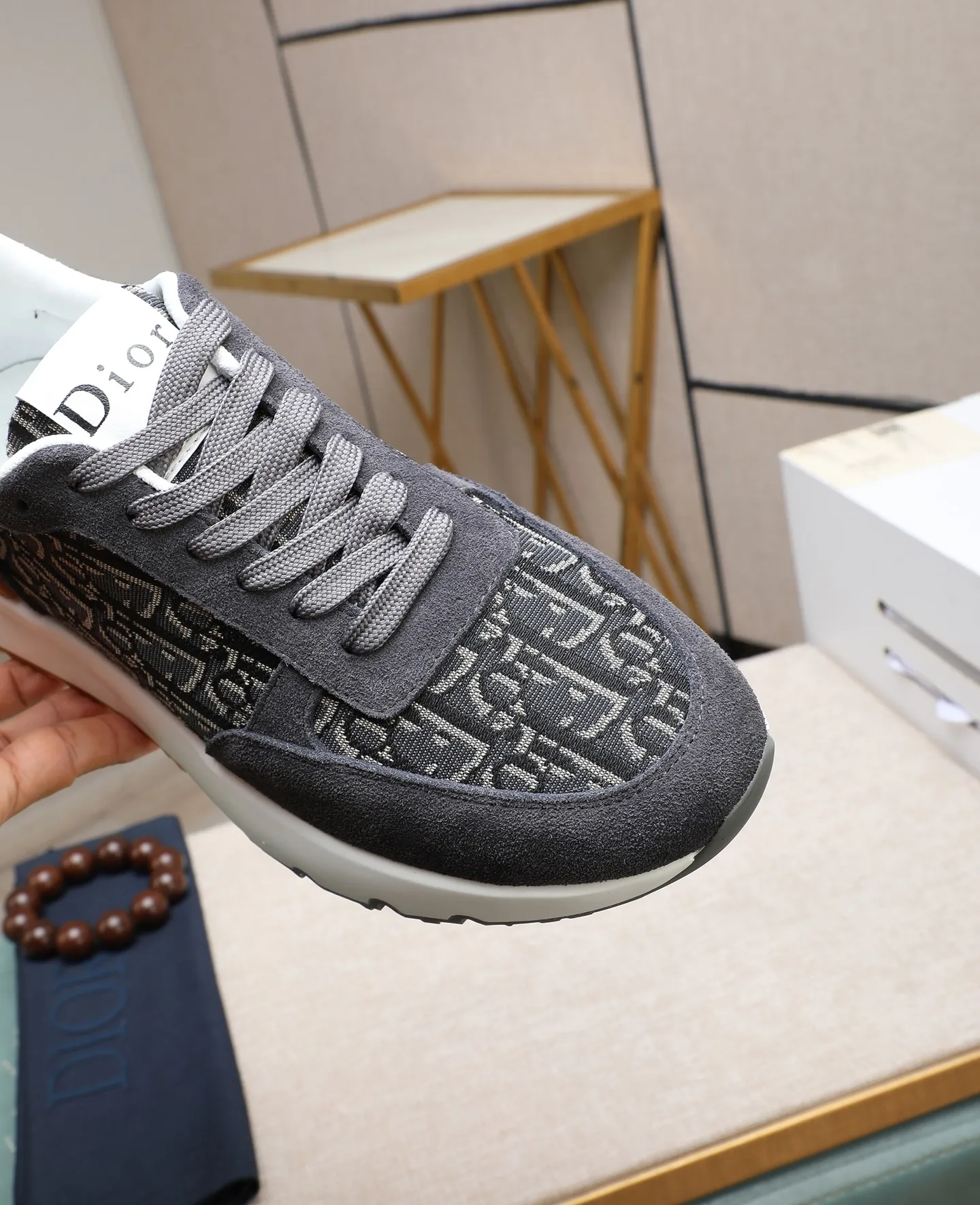 Men's men's shoes💰460 🌹🌹[Dior] latest model🙈original replica! 👟👟👟You can go to the top-notch workmanship. The upper is made of Italian 🇮🇹imported cowhide. The mesh lining is suitable for travel. The original replica outsole makes it suitable for all kinds of travel, showing low-key luxury. Let quality speak for itself. Color: Size: 38-44